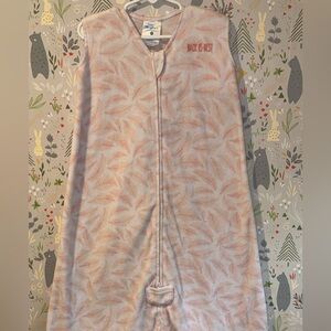 HALO Sleep Sack Medium Fleece Super Soft Pink Feather Print Very Gently Used